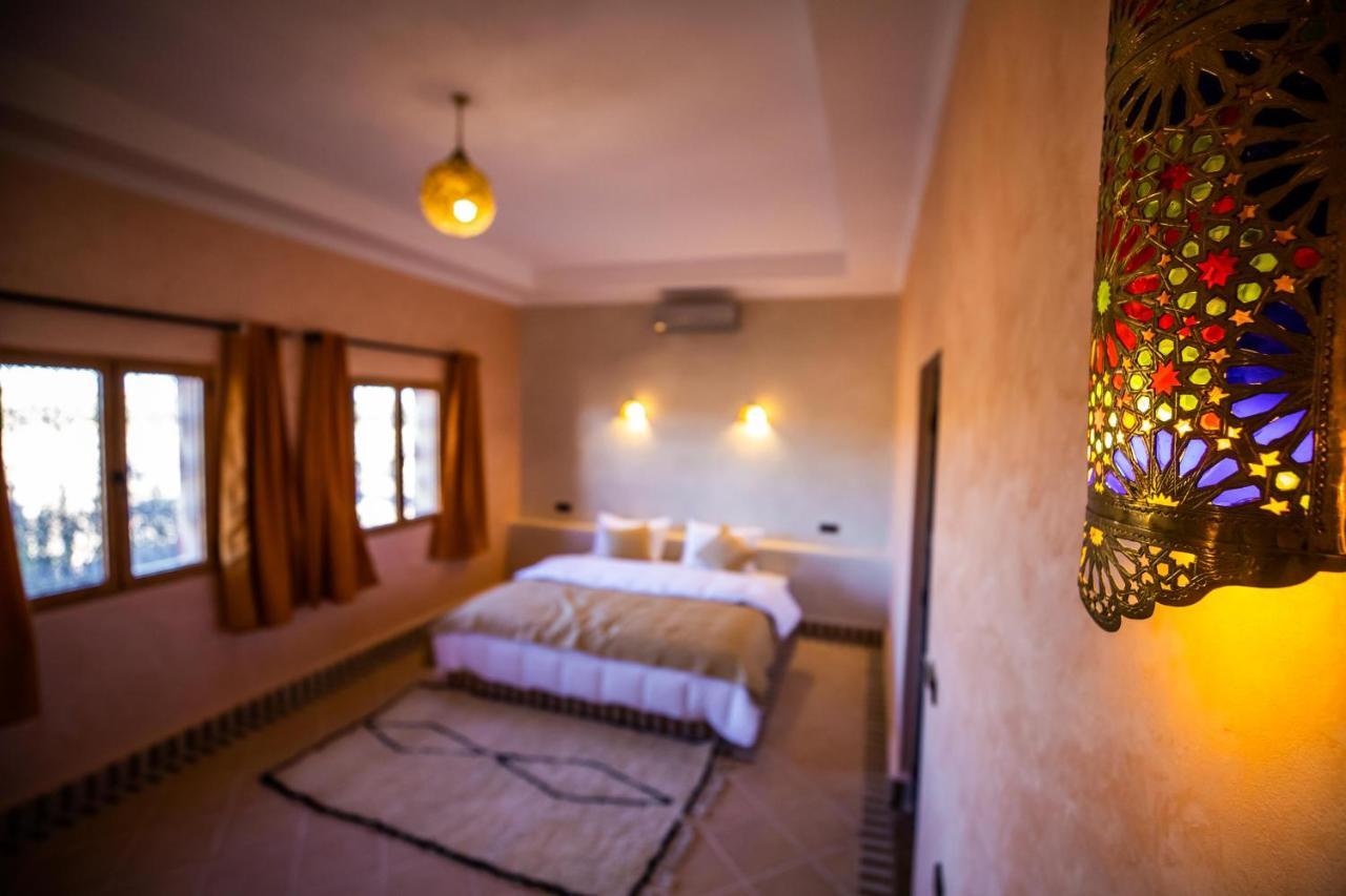 Riad Les Jardins De 梅尔祖卡 外观 照片