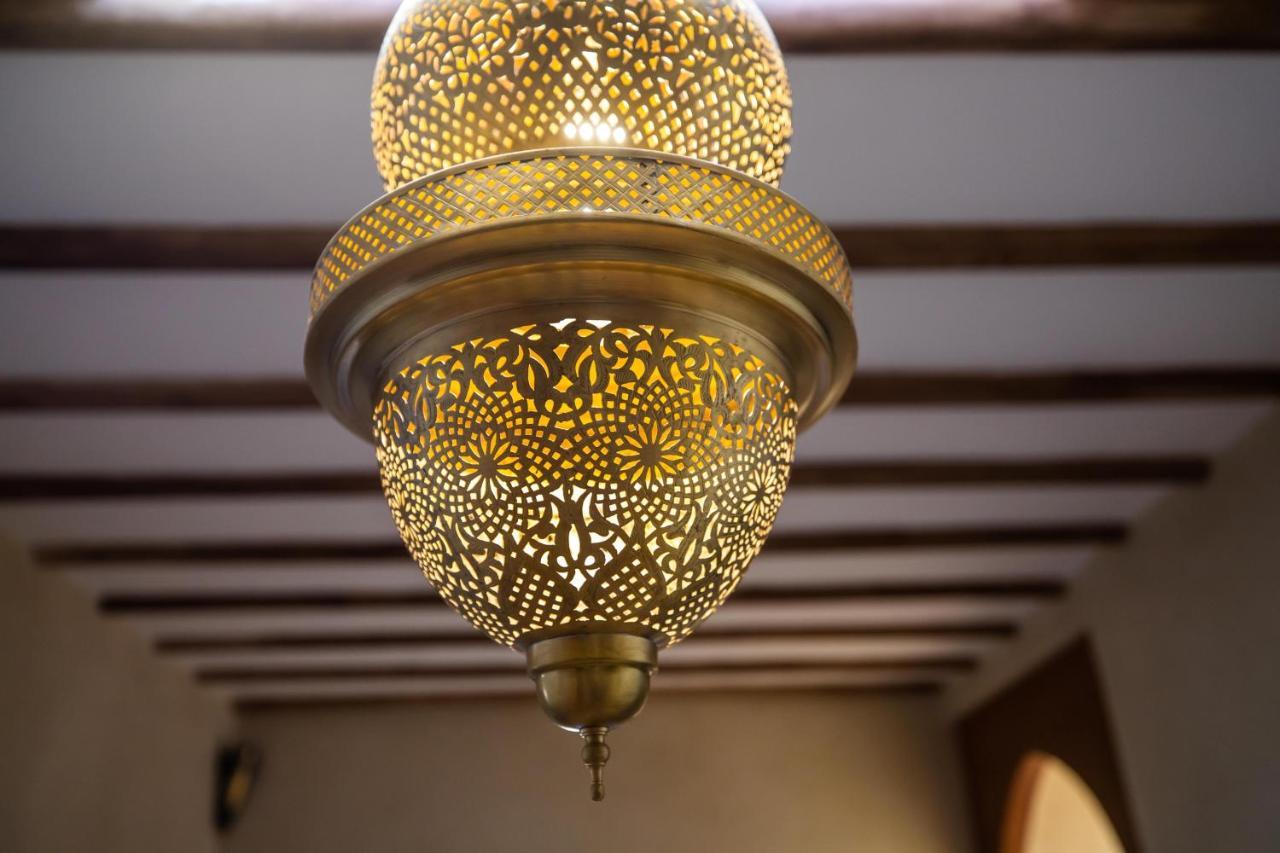 Riad Les Jardins De 梅尔祖卡 外观 照片