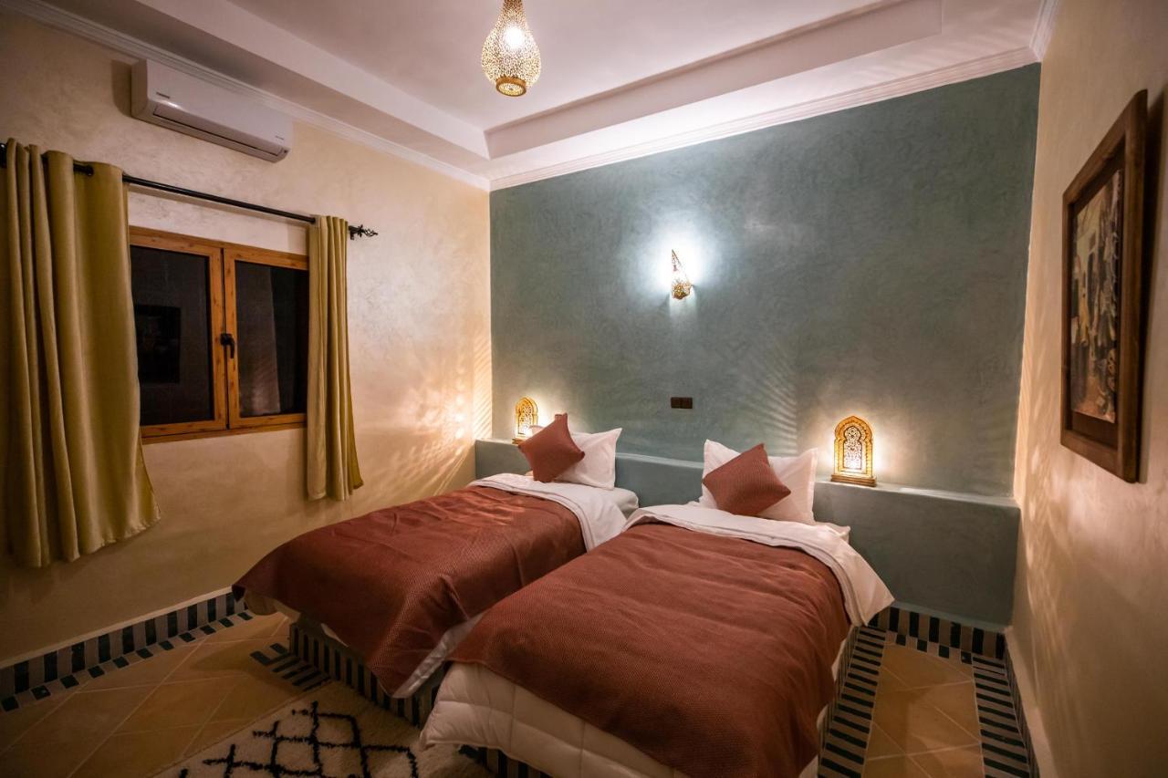 Riad Les Jardins De 梅尔祖卡 外观 照片